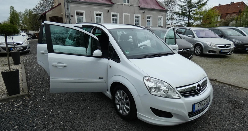 Opel Zafira cena 25700 przebieg: 153000, rok produkcji 2010 z Złotów małe 667